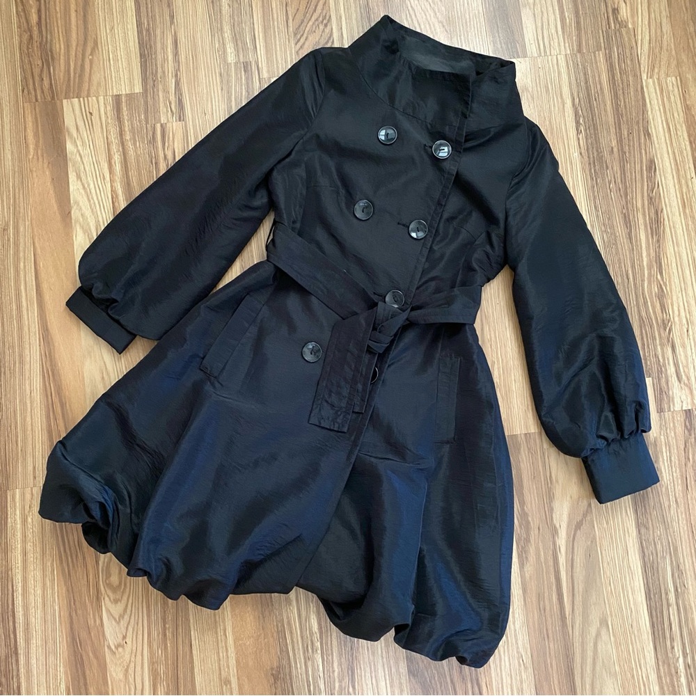 Puffy trench